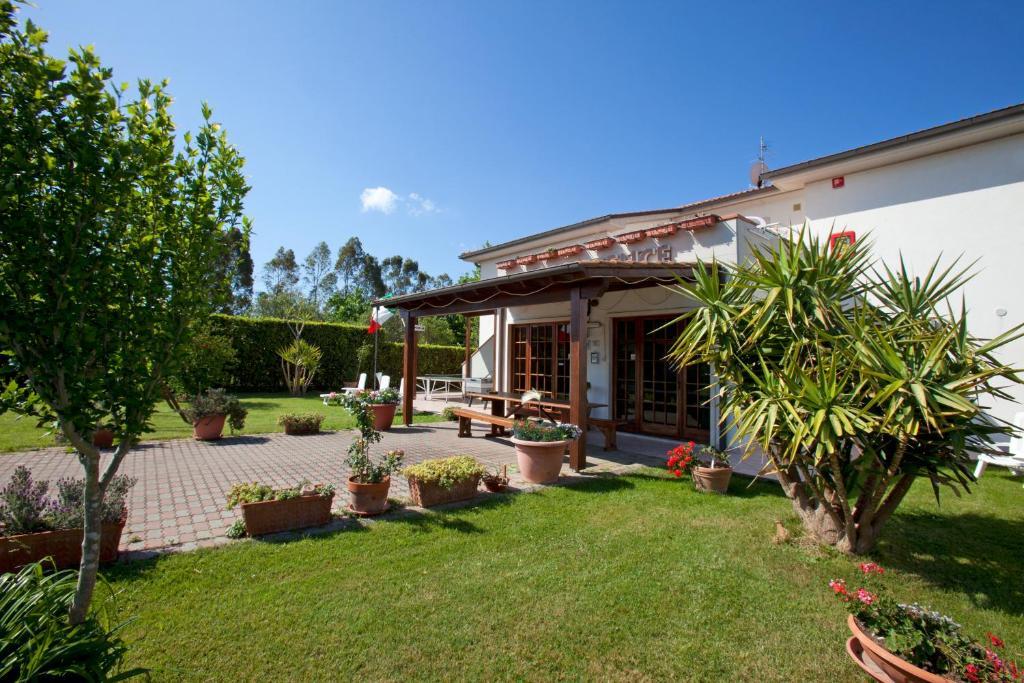 Tris Hotel Orbetello Exterior photo