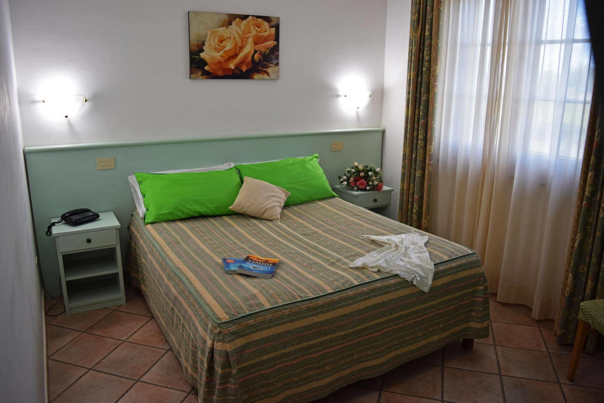 Tris Hotel Orbetello Exterior photo